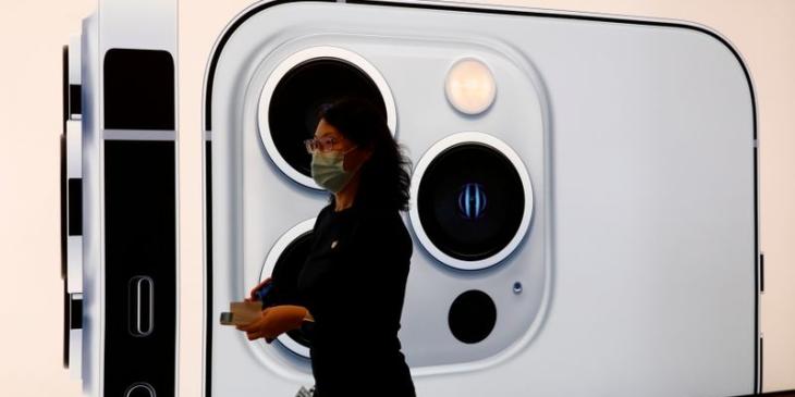 China smartphone market sees 8% growth in October, iPhone 17 leads surge